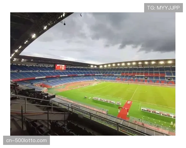 尼斯主场安联里维耶拉球场：空场比赛的特殊氛围